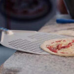 Gi Metal Perforirana Lopata za Pizzu Azzura 45x45cm profesionalni